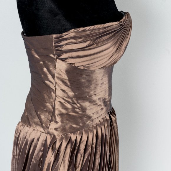 NWT HALSTON HERITAGE METALLIC PLEATED MINIDRESS -6 - Picture 6 of 10